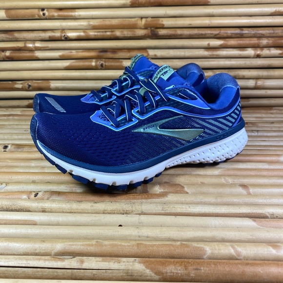 brooks ghost 12 size 6.5